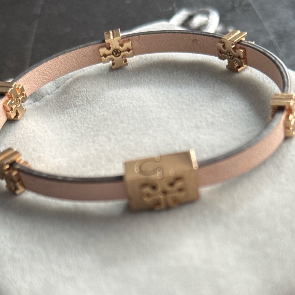 CLOSET CLEAR OUT!! Tory Burch Elegant Gold and Pink Magnetic clasp Bracelet